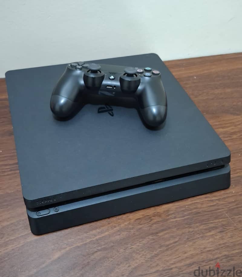Play station 4 slim 1TB بلايستيشن ٤ سليم ١تيرا 2