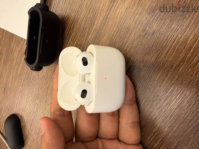 Airpods 3 Mint Condition 1