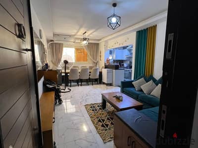 If you're looking for an amazing apartment, ready to live in, in a quiet place and close to all services. This apartment is worth seeing!