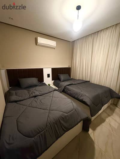For sale in my city, a great deal, advance and installments, area 74m, ground floor, ready for immediate housing, including furnishings and appliances.