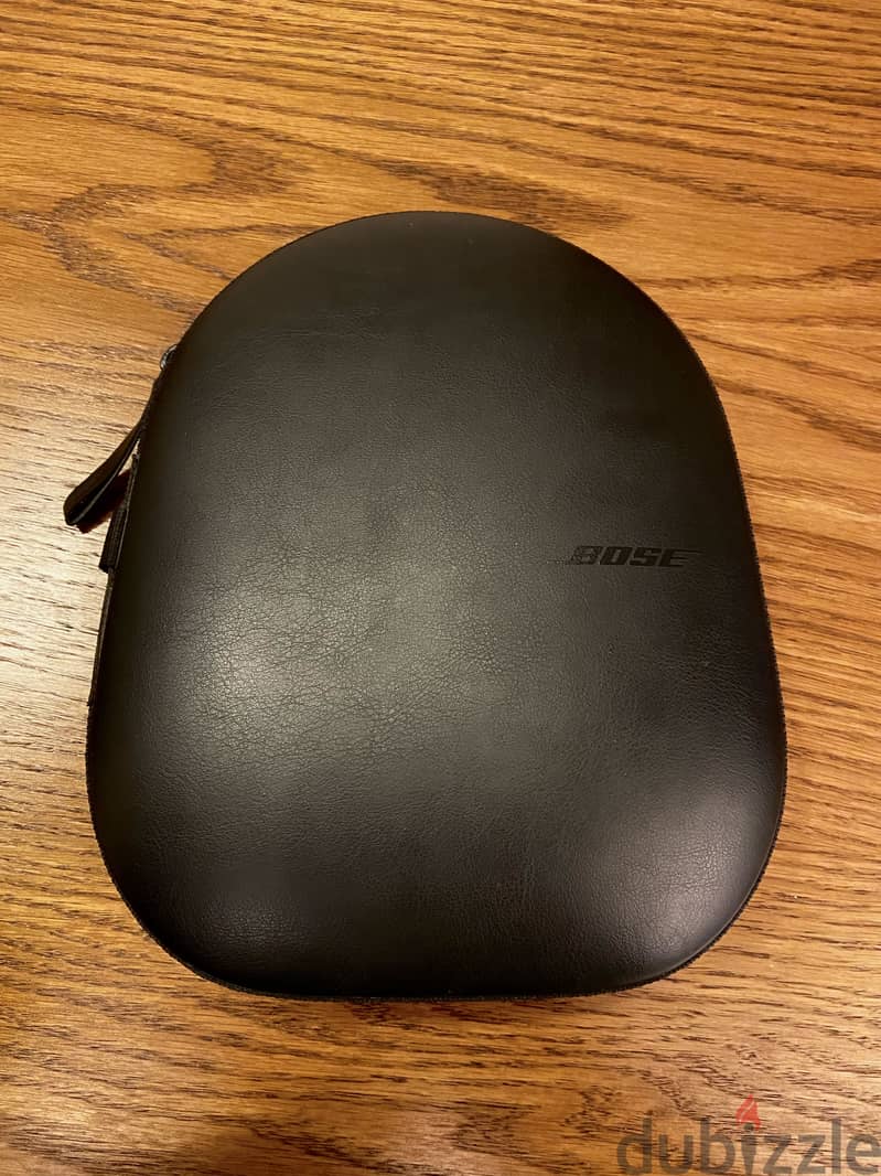 Bose Noise Cancellation 700 Headphones 1