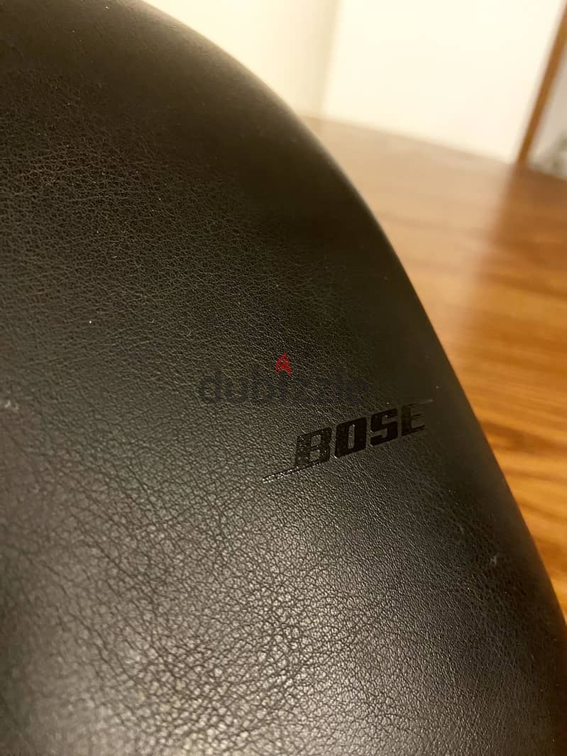 Bose Noise Cancellation 700 Headphones 3