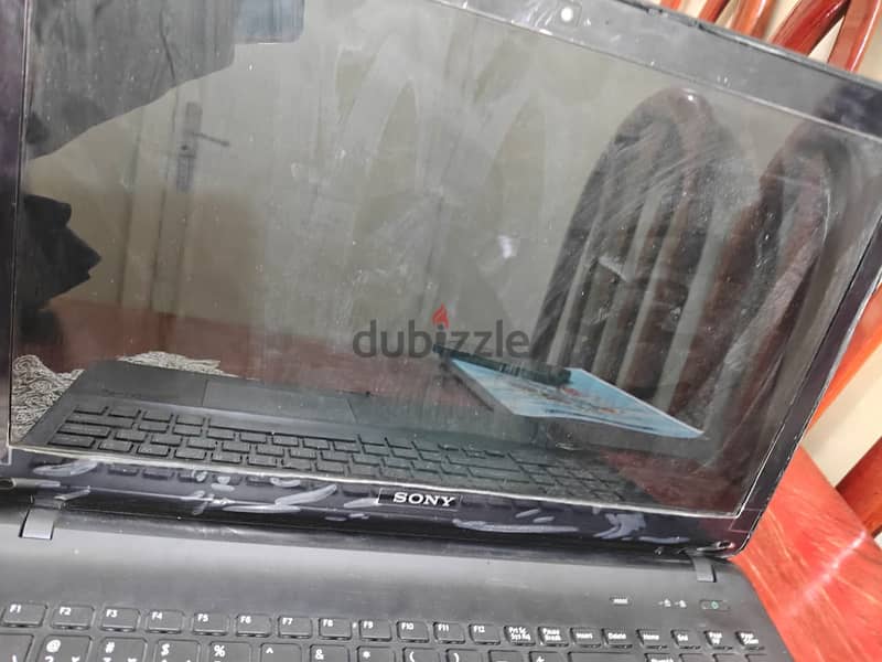 Sony VAIO laptops with 5th-generation Intel Core i3 8