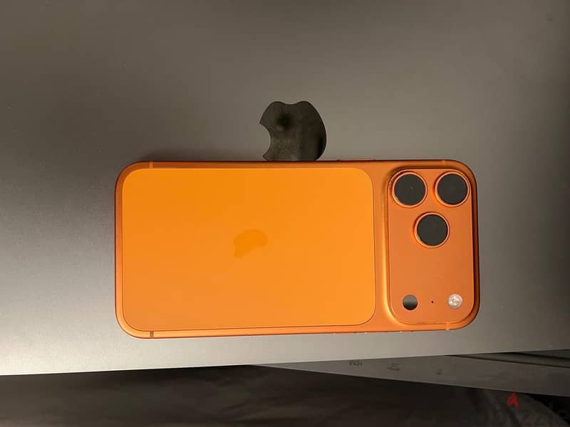 Apple - iPhone 17 Pro Max 1
