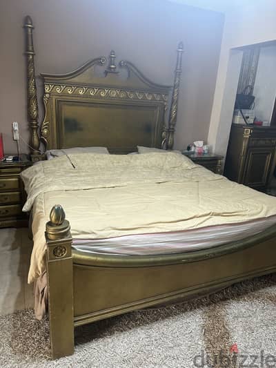 غرفة نوم  (اوضه نوم )رئيسية كلاسيك كاملة خشب زان (لون ذهبي)