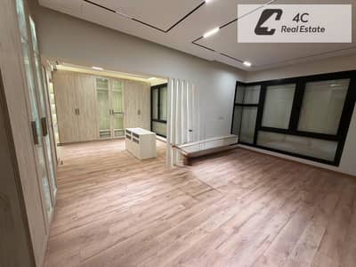 تاون هاوس luxury بخصم 25% لفتره محدوده كمبوند ماونتن فيو 1.1 دقايق من الرحاب بتقسيمه مميزه open view جاهز للمعاينه