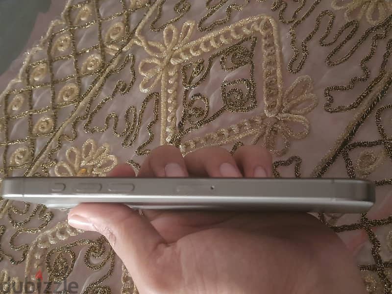 Apple - iPhone 15 Pro Max 3