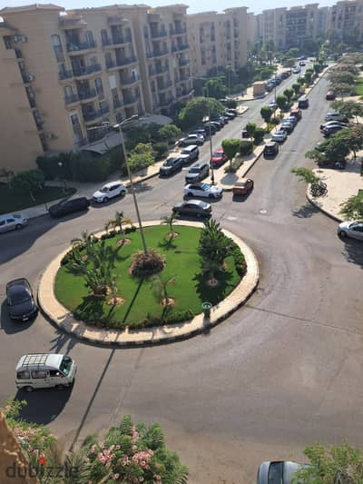 لقطه للبيع بمدينه  الرحاب  162 فيو ميدان خطوات  للسوق الشرقي