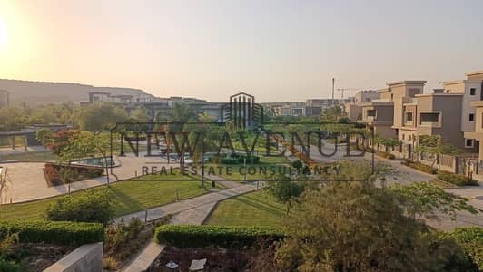 فيلا كزرنر مميزه استلام فورى للبيع. في نيو جيزه الشيخ زايد  اوبن Ivory hill New Giza موقع متميز فيو مفتوح على لاند اسكيب جاهزه للسكن نصف تشطيب
