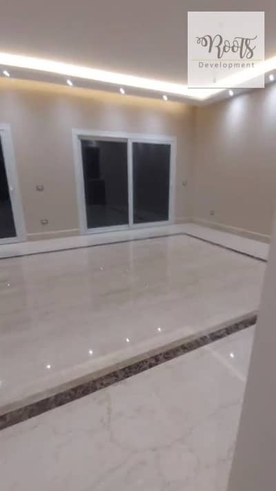 Duplex for Rent, super lux finishing, in Etapa Compound - Golden Square - Sheikh Zayed