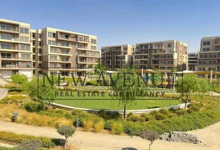 Discounted Price 3% Down payment Finished apartment for sale near delivery in palm hills new cairo