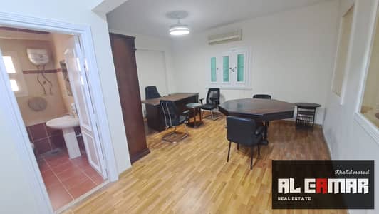 Apartment for rent, suitable for administrative use, located in District 1, Sheikh Zayed. It is an elevated ground-floor unit featuring a private entr
