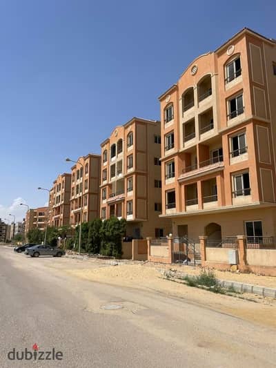 3-bedroom apartment with immediate occupancy and all amenities in Hadayek October