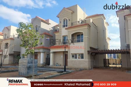 Your villa in a compound in the heart of Smouha, featuring open views