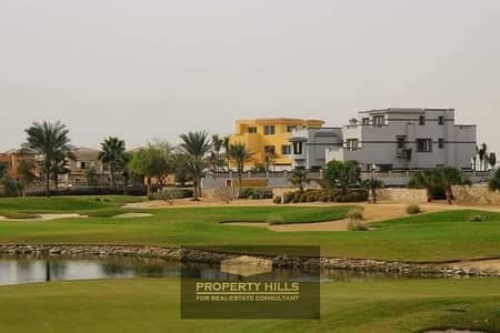 A ready villa for viewing and delivery with an open view and a distinctive view of the pyramids