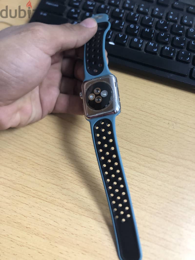 Apple Watch Series 3 38mm Excellent condition 2