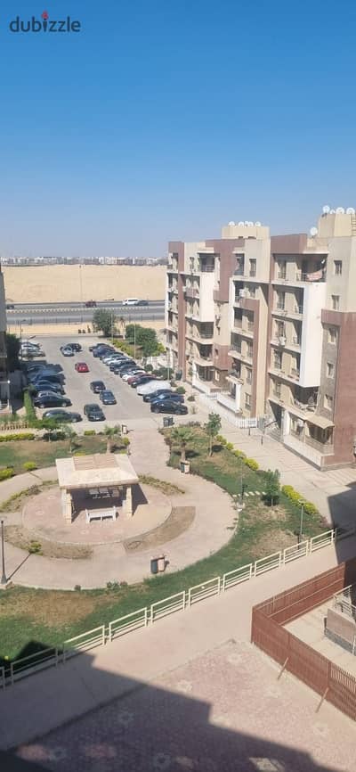 Apartment for Sale in Dar Misr, Al Koronfel – 140 sqm, 5th Floor with Elevator, 3 Bedrooms, 3 Bathrooms, Prime Location, Open View of the Garden and P