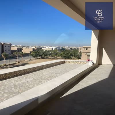 فيلا فاخرة بتشطيب الترا PRIVATE POOL مودرن للبيع استلام فوري | 1180م | فيو جولف ومساحات خضراء مفتوحة | قطامية ديونز - التجمع الخامس