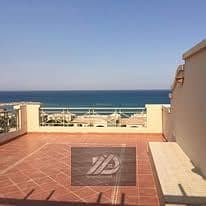 Ready to Move Penthouse Chalet - Full Open Sea View with Large BBQ Area, 10% Down Payment, Next  Mountain View 1 & Blue Blue Ain Sokhna, Telal, porto