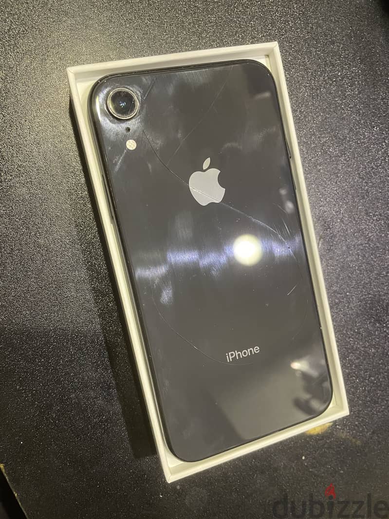 Apple - iPhone XR 1