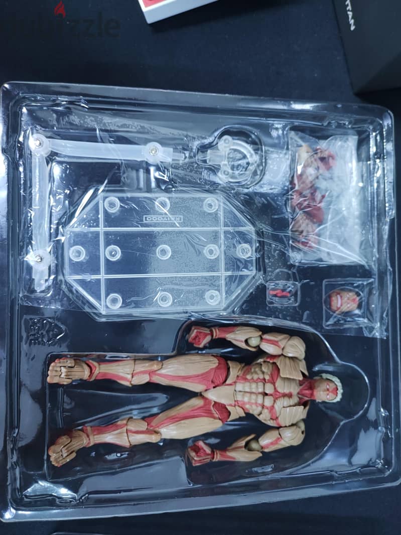 Armored titan 1
