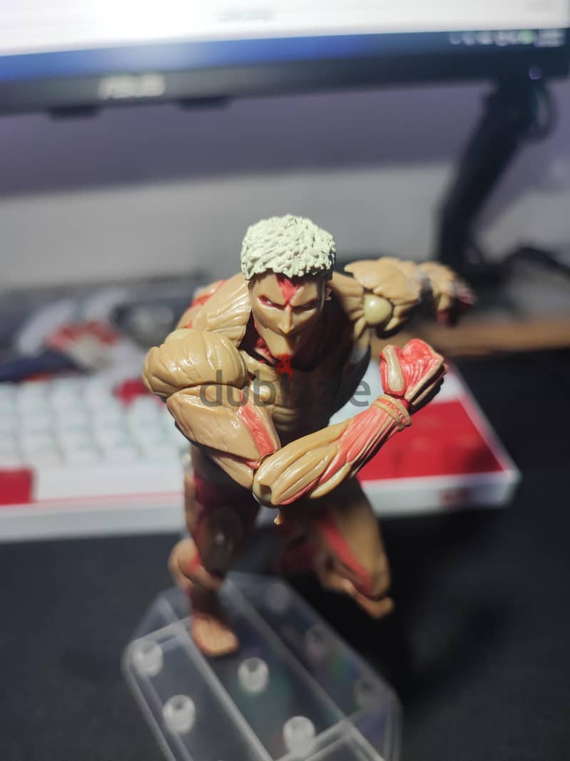 Armored titan 3