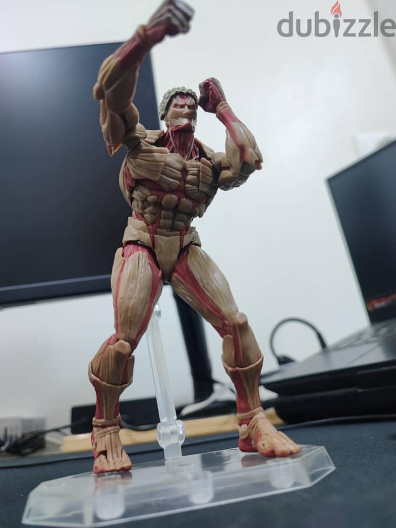 Armored titan 4