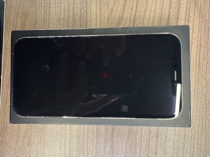 Apple - iPhone 15 Pro Max 2