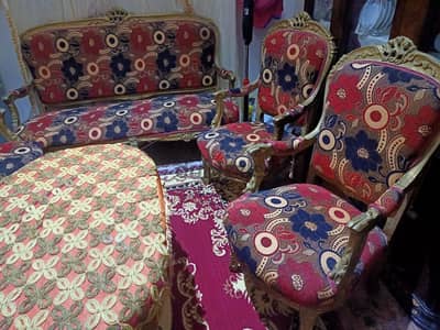 صالون كنبه و4 كراسي حاله كويسه