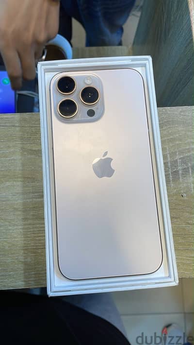 Apple - iPhone 16 Pro Max