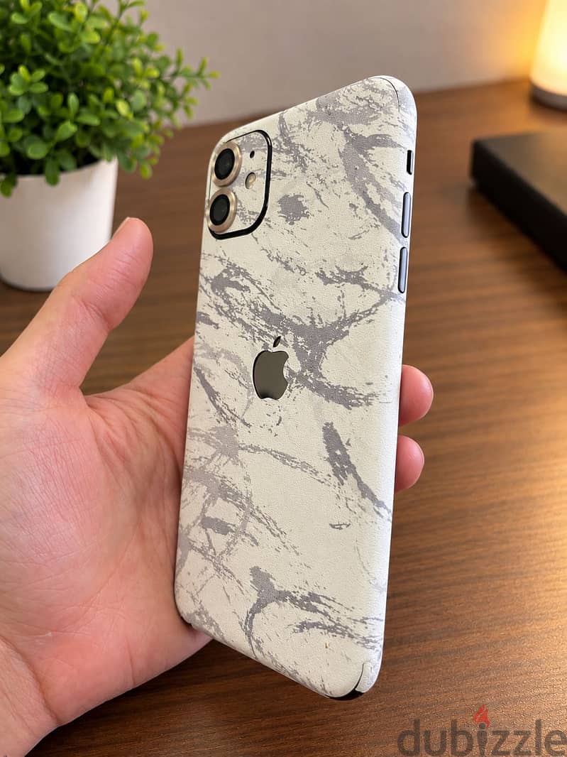 Apple - iPhone 11 2