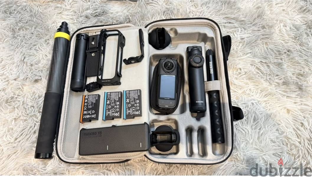 Insta 360 X5 essential Bundle with plus accessories 1