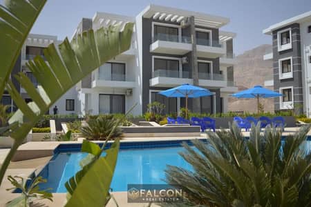 Sea-view chalet for sale at G Bay, Ain Sokhna (next to La Vista 4)—ready for immediate handover, fully finished, with a 35% discount.