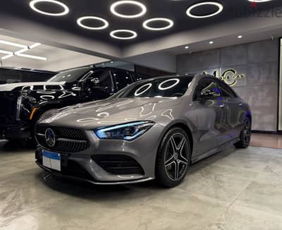 Mercedes-Benz CLA 180 2023 AMG