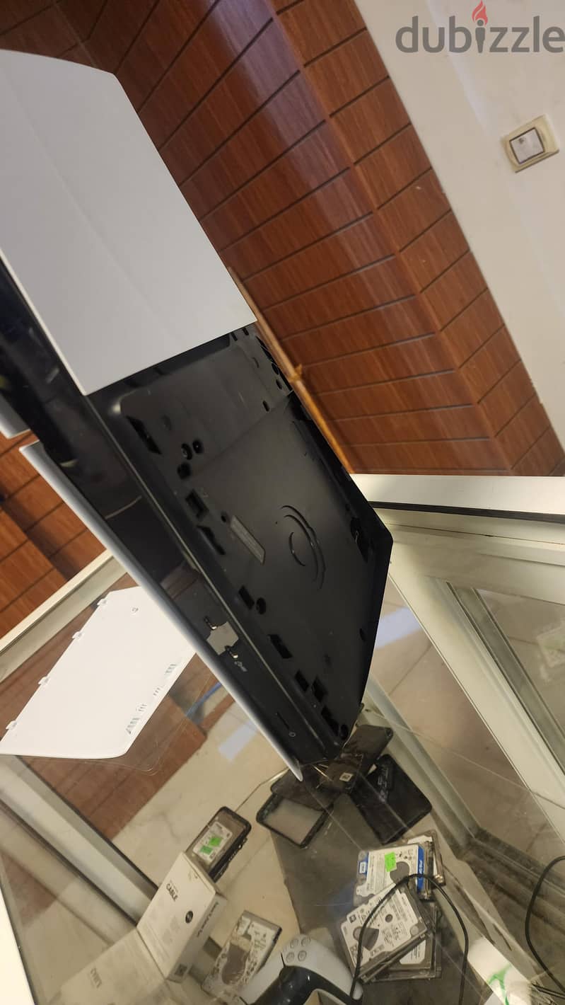 PlayStation 5 slim 1