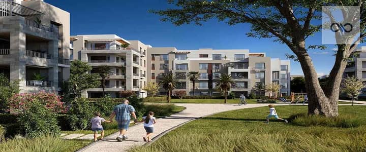  شقة للبيع في District 5   موقع مميز جدًا وإطلالة مباشرة على الـ Landscape  شقة مميزة بمساحة 215 متر، تتمتع بتقسيم عملي ومساحات واسعة، وتقع في موق