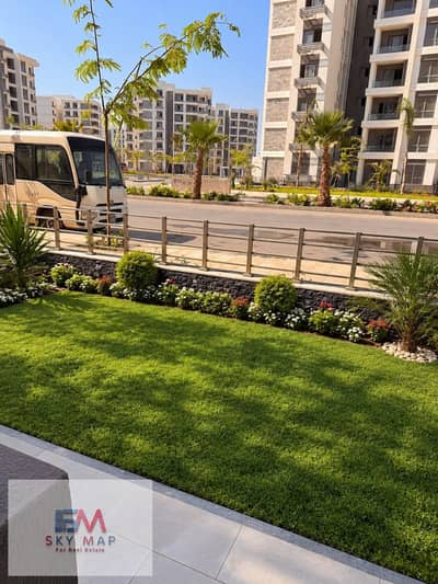 Own a ground-floor studio with a garden in the smart city of Nour—an excellent investment and residential opportunity. It features 63 m² of interior s Own a ground-floor studio with a garden in the smart city of Nour—an excellent investment and residential opportunity. It features 63 m² of interior s