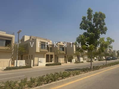 تاون هاوس Middle بروف وبنتهاوس جاهز للاستلام Palm Hills New Cairo