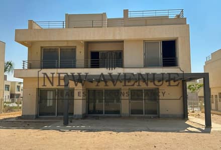 أقل سعر فى السوق فيلا مستقله بأكبر حديقه  في بالم هيلز نيو كايرو  Palm Hills New Cairo فى موقع متميز فيو على الحديقة جاهزة على الاستلام الفورى