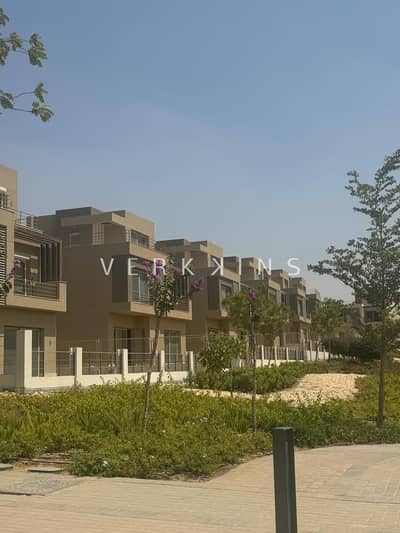 توين هاوس 5 غرف 300 متر بأقساط في بالم هيلز التجمع Palm Hills New Cairo