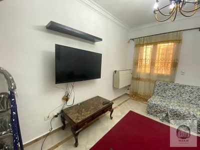 شقه مفروشه بكمبوند سكن مصر الاندلس