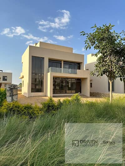 Standalone Type C Villa 400m for Sale in O West Whyte 6th of October Al Wahat Road