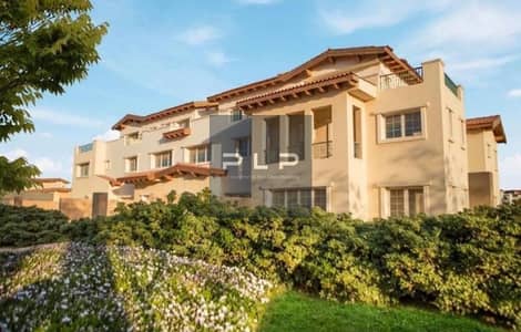 Resale villa in Hyde Park Compound ready to move, at the old price for a quick sale.