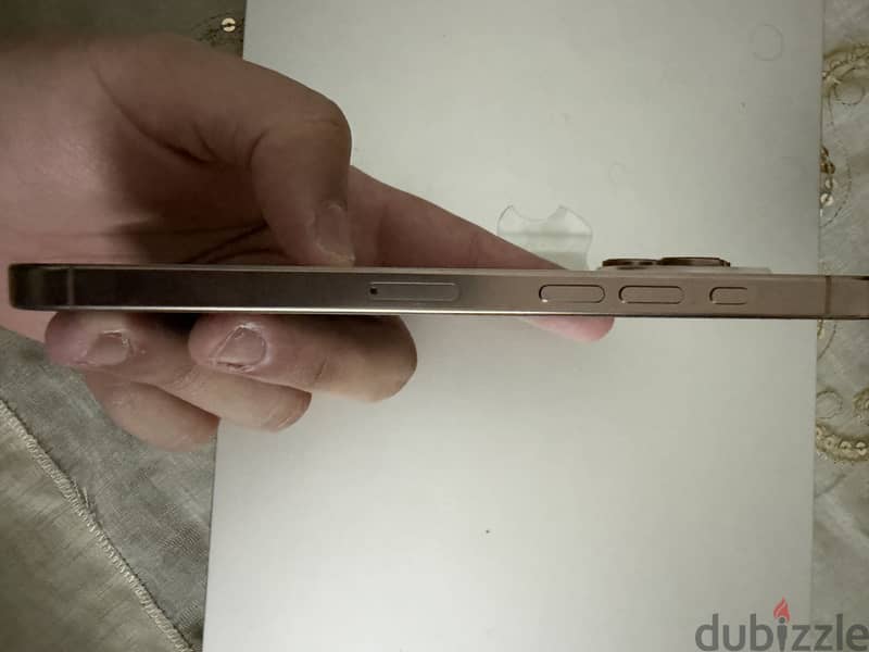 Apple - iPhone 16 Pro Max 3