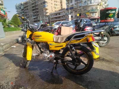 مكنه وينج ٢٠٠