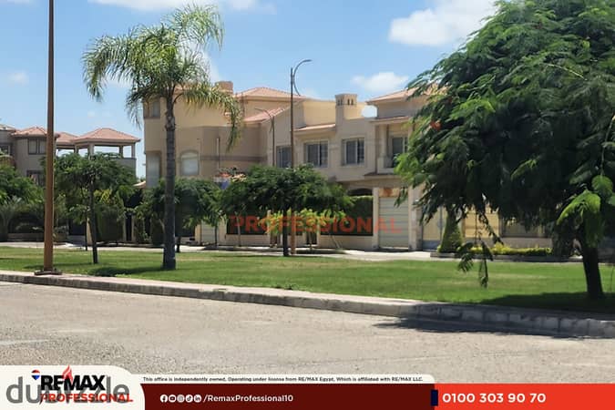 Open view Ready to move villa for sale in Alex West