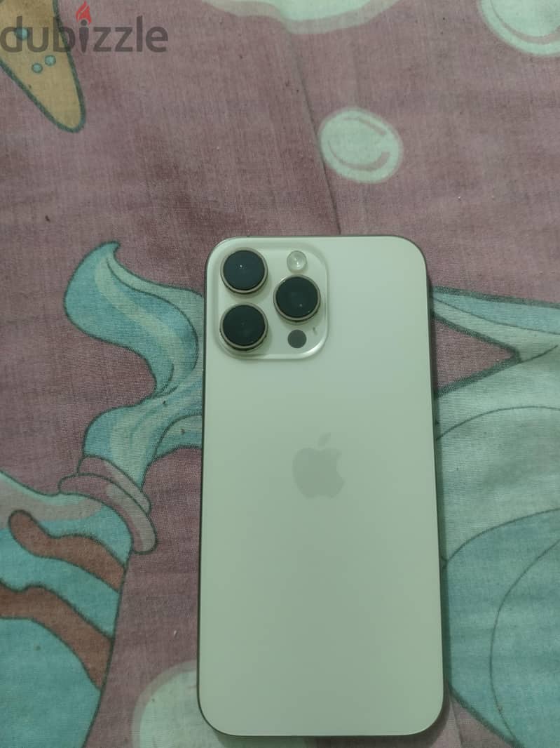 Apple - iPhone 16 Pro Max 1