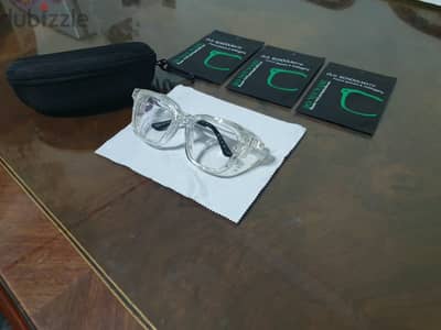 نظاره حفظ الرطوبه (Moisture Chamber Glasses)