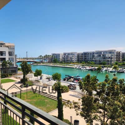 شاليه ارضي مباشر علي القنال مفروش بالكامل مراسي مارينا 2 Marassi Marina