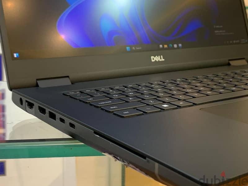  Dell Precision 7770 2